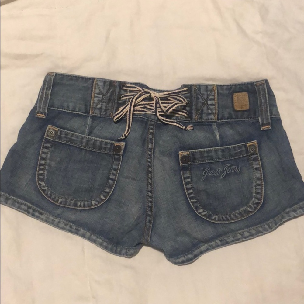 Guess Shorts size 26
